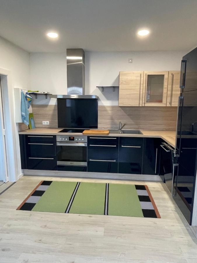 Near Holstentor Modern Apartment Near The Center With Wifi لوبيك المظهر الخارجي الصورة