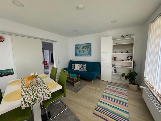 Near Holstentor Modern Apartment Near The Center With Wifi لوبيك المظهر الخارجي الصورة